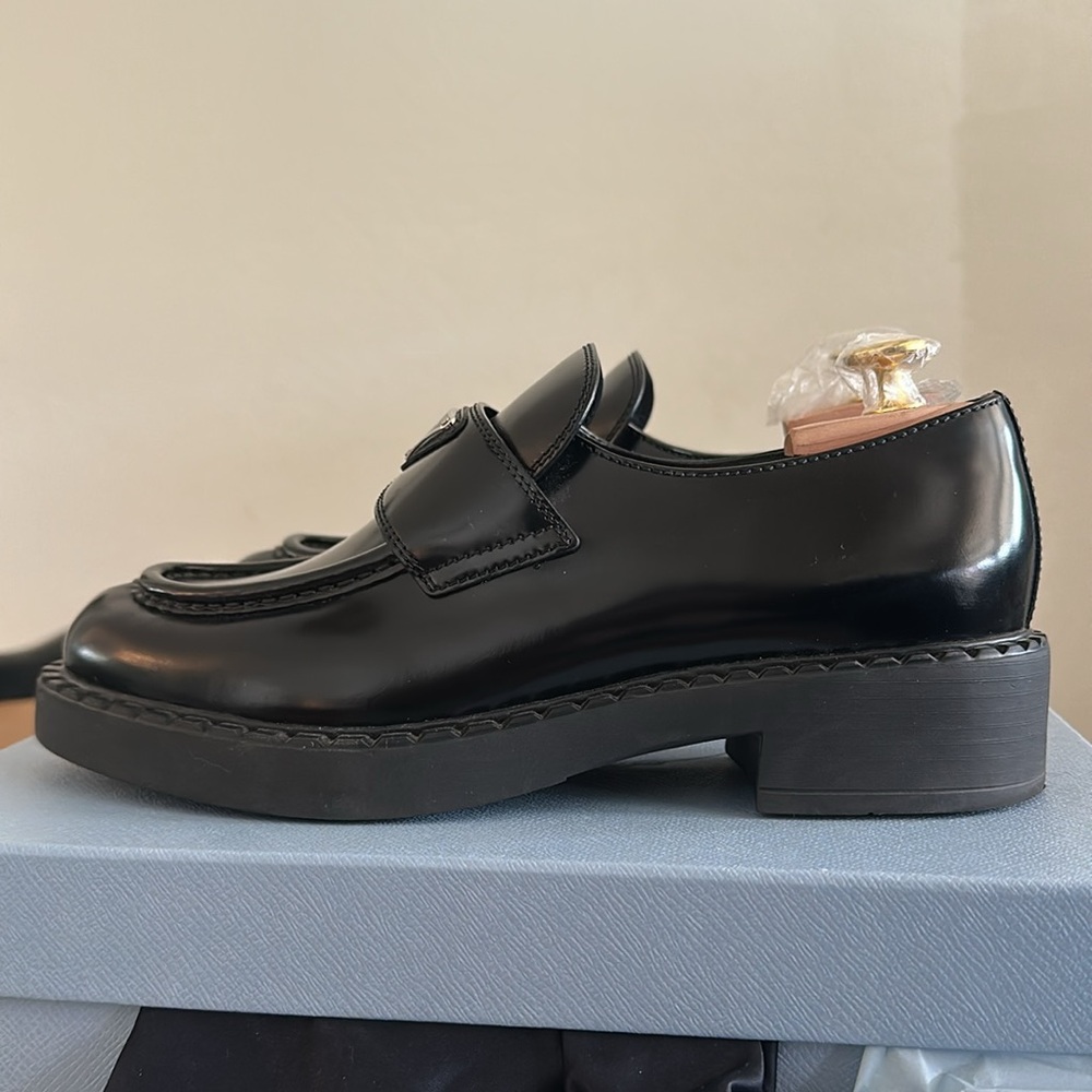 PRADA women’s Calzature Donna Spazzolato 1 loafers US size 10 - Picture 8 of 11